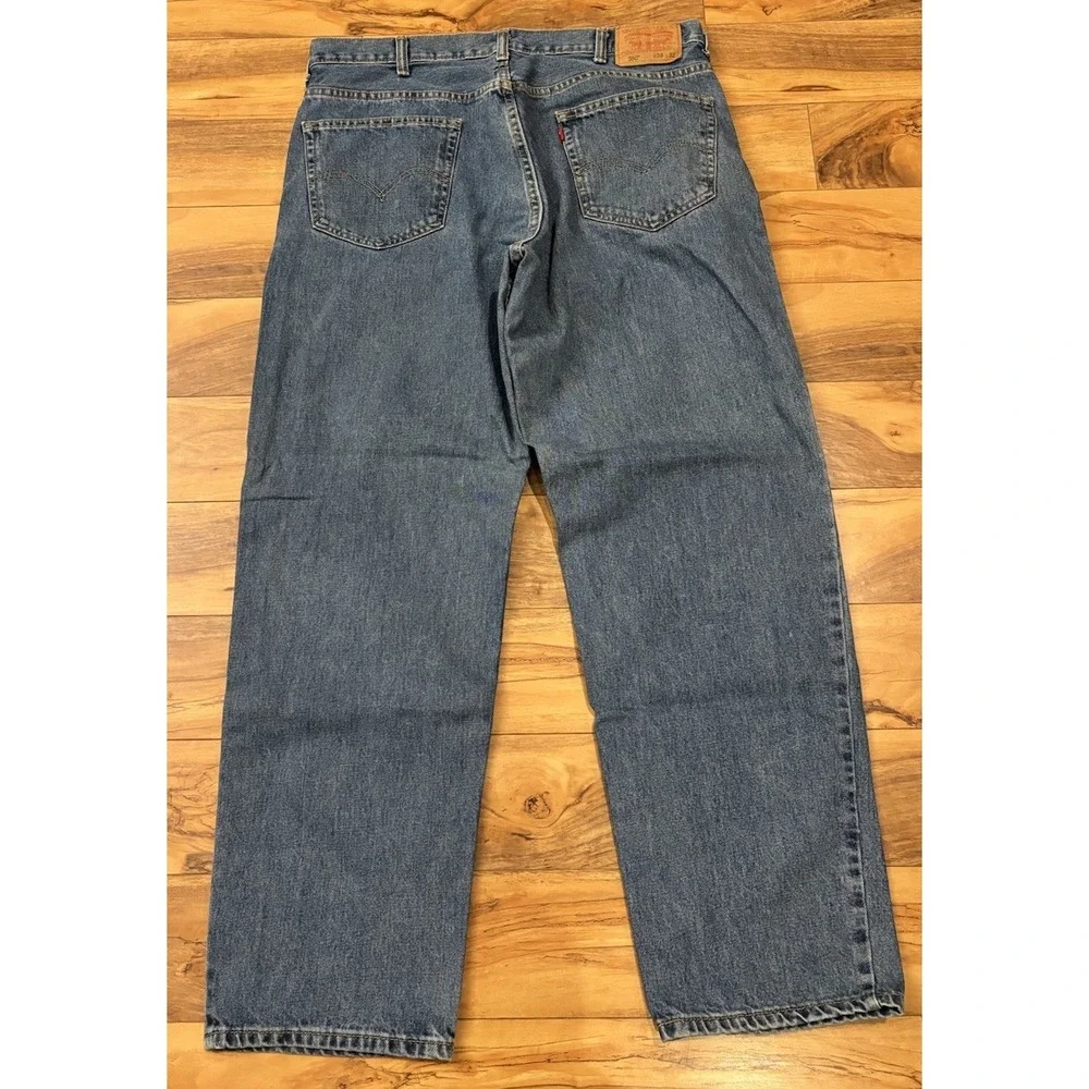 Levis 550 Jeans Mens 37x30 Relaxed Fit Medium Wash Blue Denim Pants Straight Leg